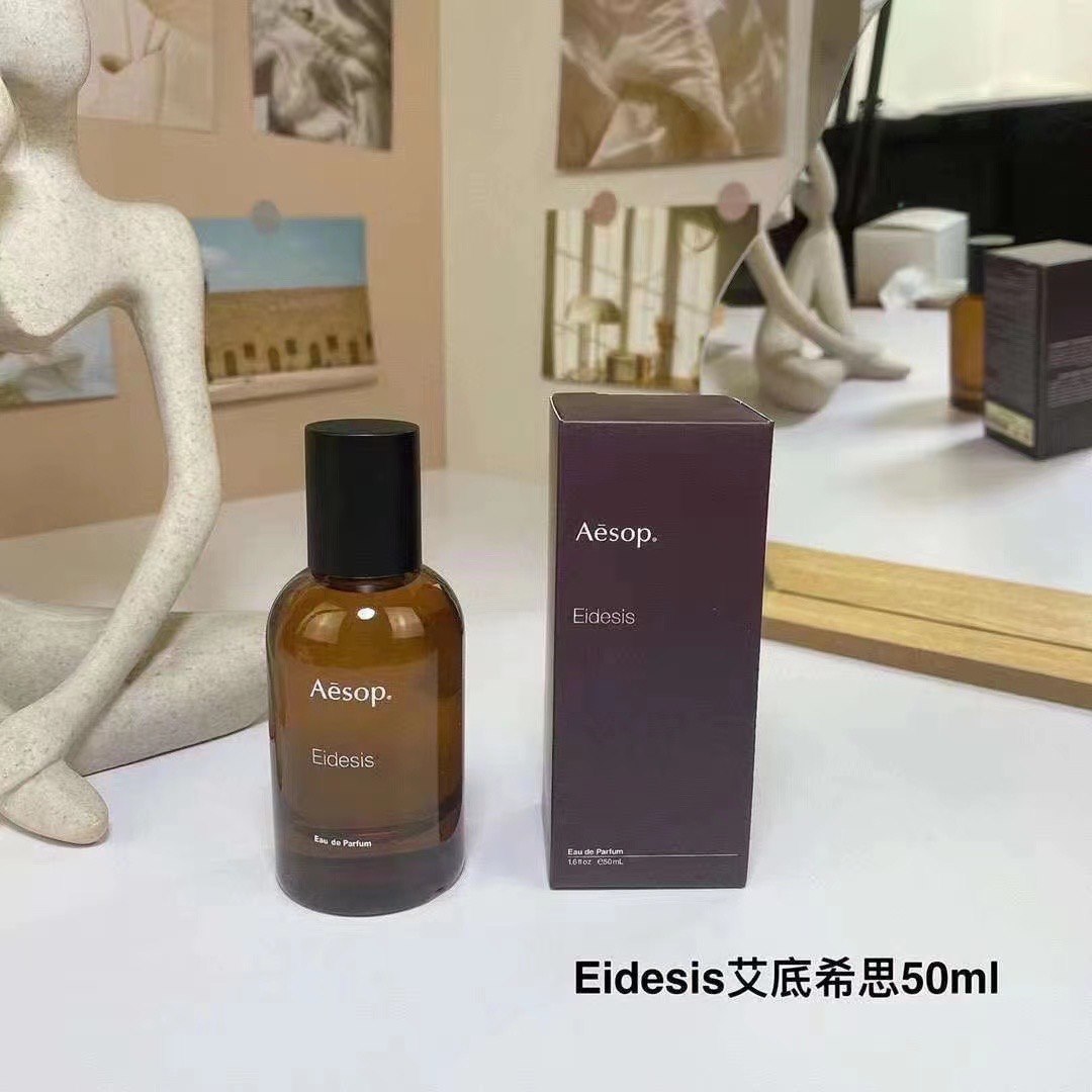 Foto asli parfum premium minimalis